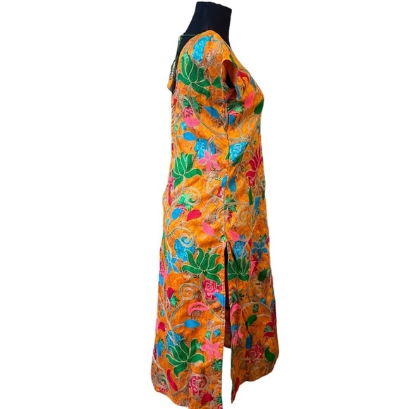 Beautiful Indian Orange Floral Embroidered Kurta - Picture 5 of 16